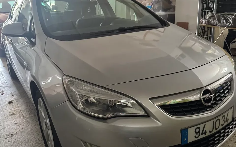 Opel Astra 1.4 Cosmo
