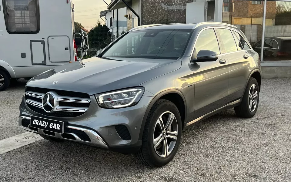 Mercedes-Benz GLC 300 de 4Matic 9G-TRONIC AMG Line