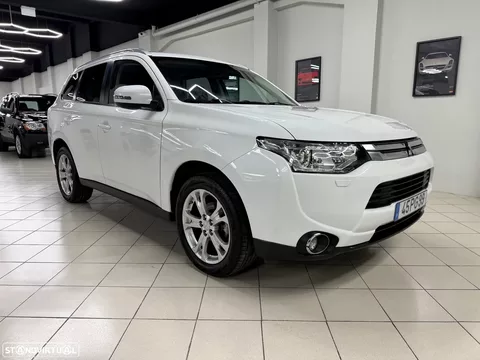 Mitsubishi Outlander 2.2 DI-D Intense