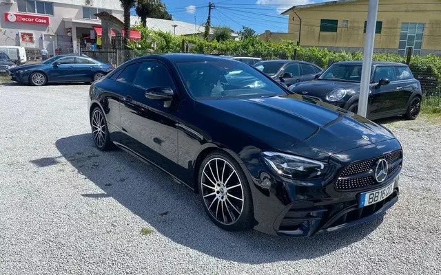Mercedes-Benz E 220 d 9G-TRONIC AMG Line