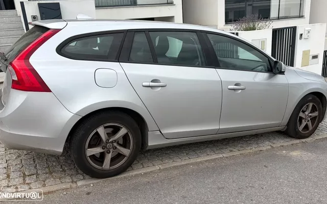 Volvo V60 1.6 D2 Kinetic Eco Powershift