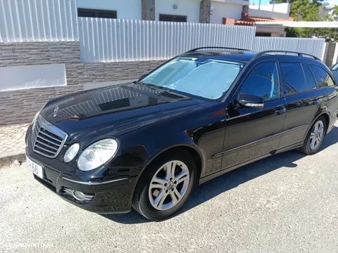 Mercedes-Benz E 220