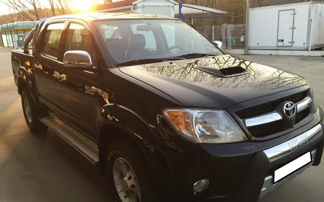 Toyota Hilux 3.0 D-4D CD Tracker