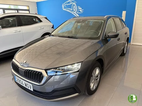 SKODA Octavia Octavia Combi 2.0TDI Ambition Plus DSG 110kW