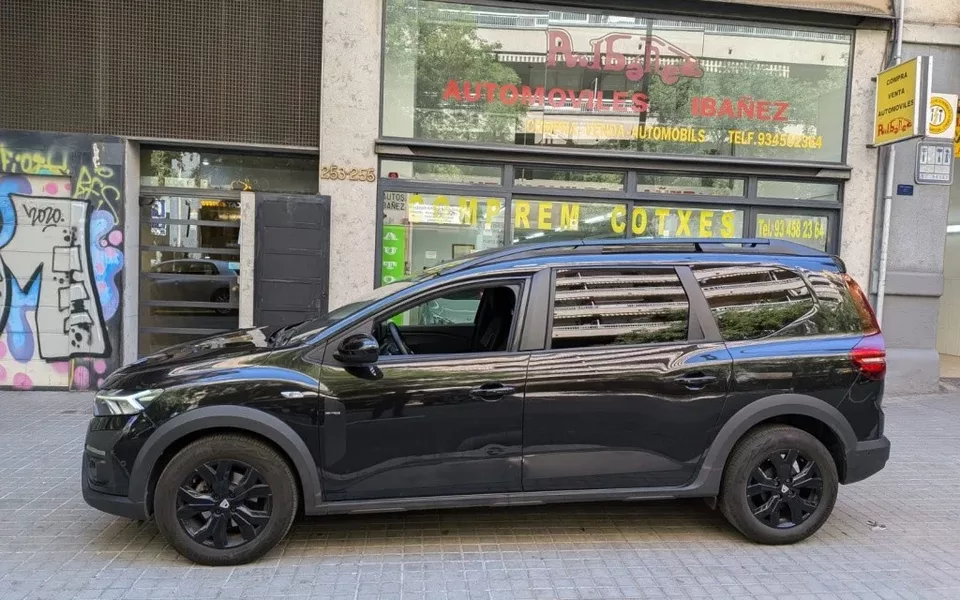DACIA Jogger Jogger 1.0 TCe S.L Extreme 7pl. - 15990€ en Barcelona