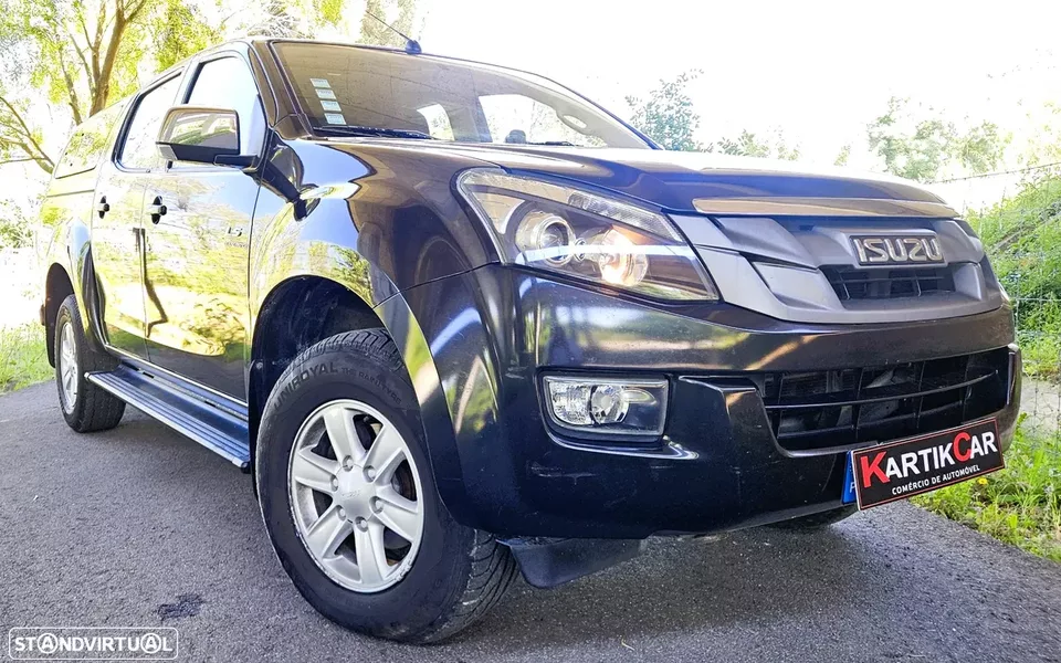Isuzu D-Max 4x4 Cabine Dupla Custom