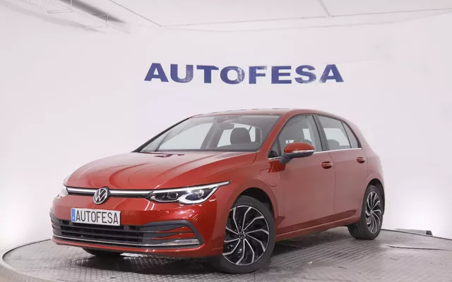 Volkswagen Golf 1.4 TSI E-HYBRID DSG STYLE AUTO 204CV 5P # NAVY, PARKTRONIC