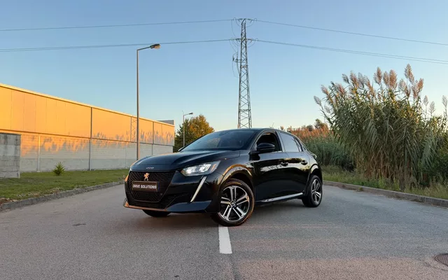 Peugeot e-208 Allure Pack