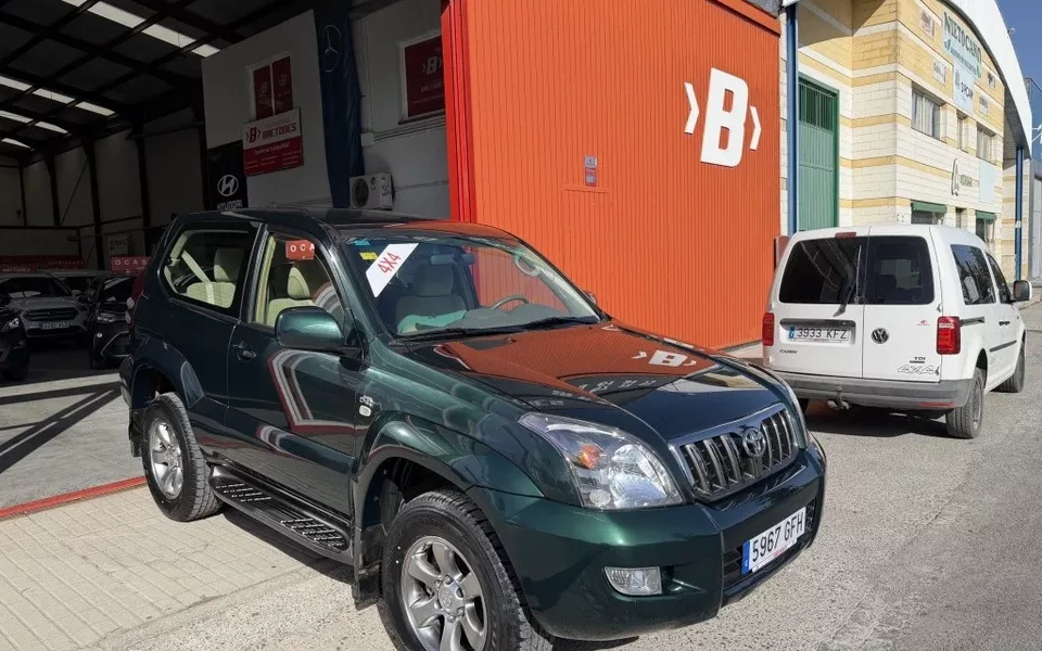 TOYOTA Land Cruiser Land Cruiser D-4D VX