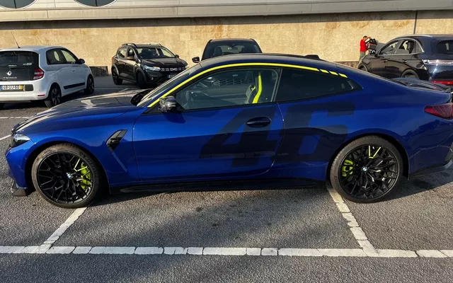 BMW M4 CS