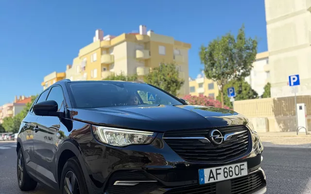 Opel Grandland 1.2 T GS Line