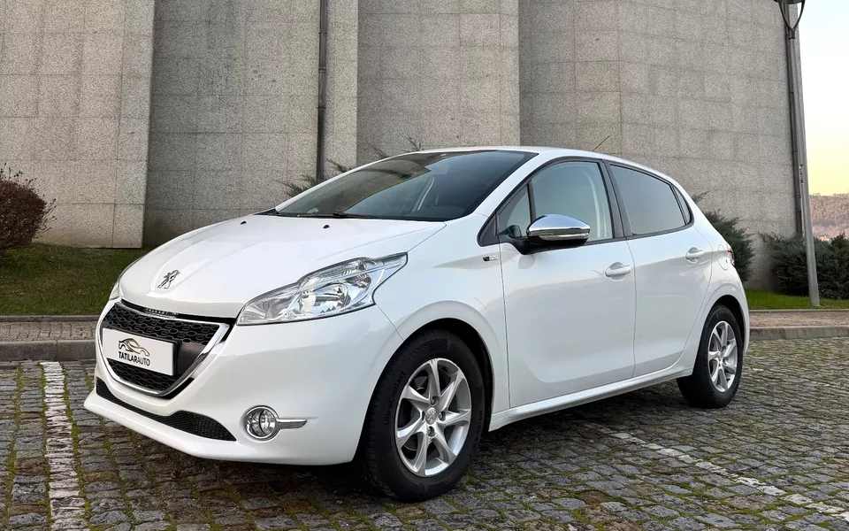 Peugeot 208 1.2 VTi SE Style