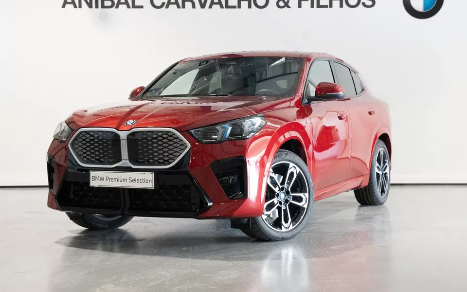 BMW iX2 xDrive30 Pack Desportivo M