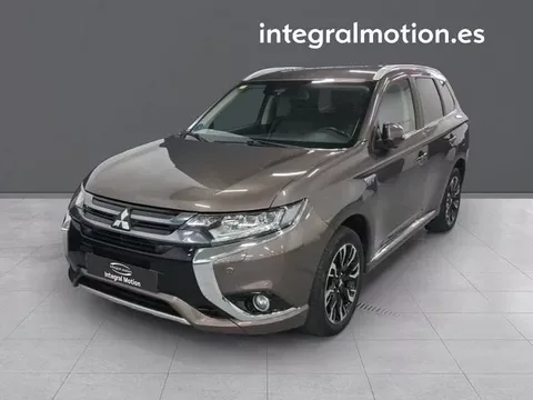 MITSUBISHI Outlander Outlander PHEV Kaiteki 4WD