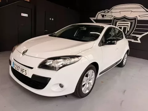 Vendido: RENAULT Mégane Emotion - 6490€ en Reus