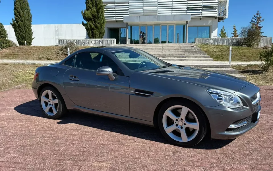 Mercedes-Benz SLC 200 Standard