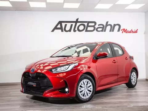 TOYOTA Yaris Yaris 120H 1.5 Business Plus