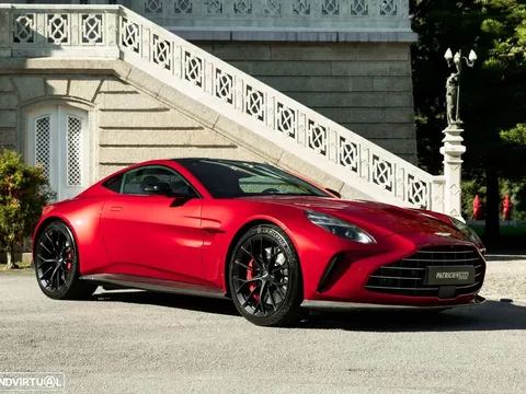 Aston Martin Vantage Coupe V8