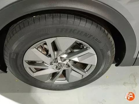 PEUGEOT 408 Allure HYBRID 145 eDCS6