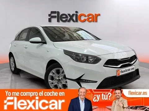 KIA Ceed 1.6 MHEV iMT 100kW (136CV) Drive
