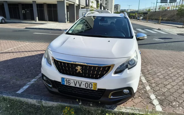 Peugeot 2008 1.2 PureTech Style