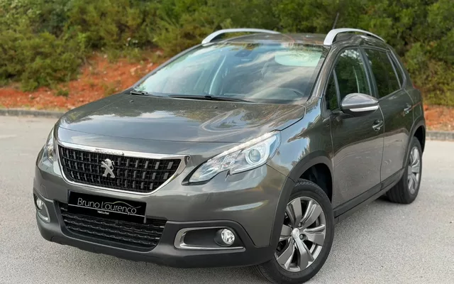 Peugeot 2008 1.2 PureTech Style