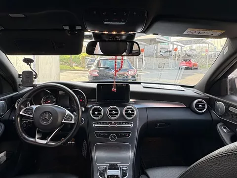 Mercedes-Benz C 250 (BlueTEC) d Station 7G-TRONIC AMG Line