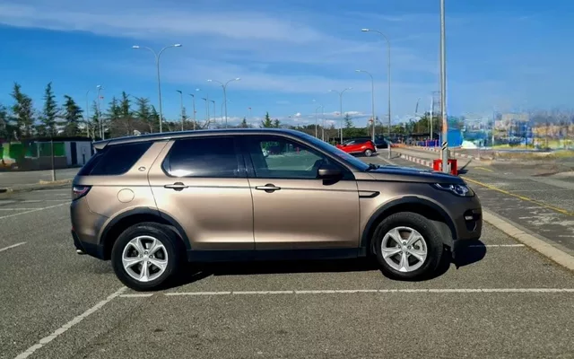 LAND-ROVER Discovery Sport Discovery Sport 2.0TD4 SE 4x4 Aut. 150