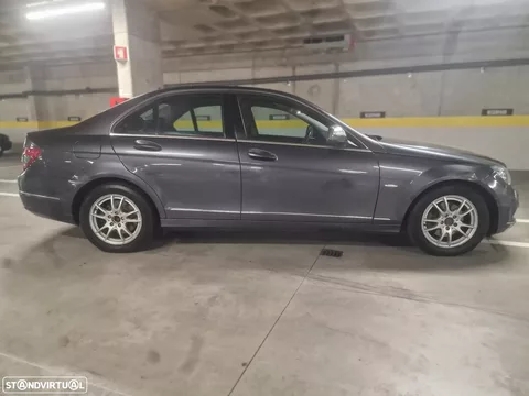 Mercedes-Benz C 220 CDI DPF Elegance