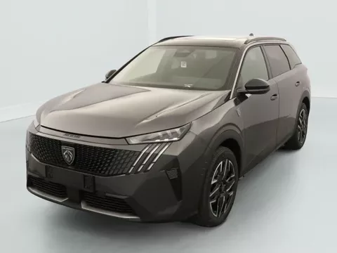Peugeot 5008 Gt 1.2 HYBRID 145 Zéro km immatriculé