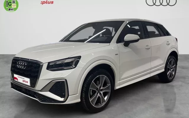 AUDI Q2 Q2 35 TFSI Adrenalin S tronic 110kW