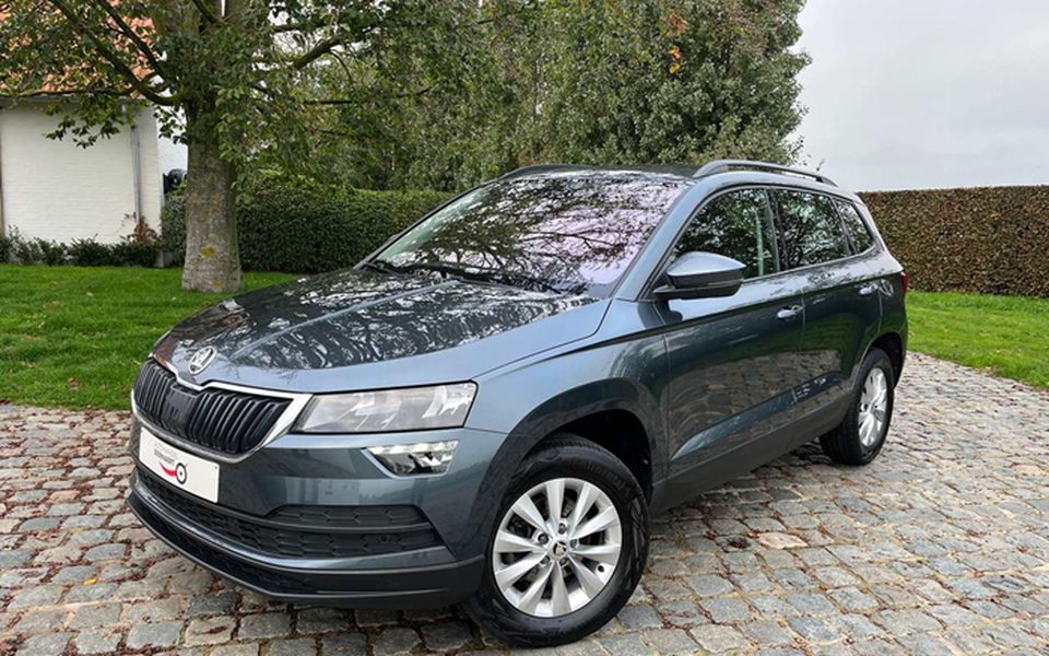 Skoda Karoq 1.5 TSI ACT/1eigenr/77800km/Carplay/Pdc/Clima/Cruise/Leder...