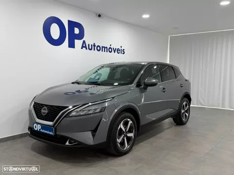 Nissan Qashqai 1.3 DIG-T N-Connecta LED Xtronic