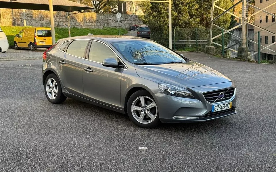 Volvo V40 1.6 D2 Momentum Eco