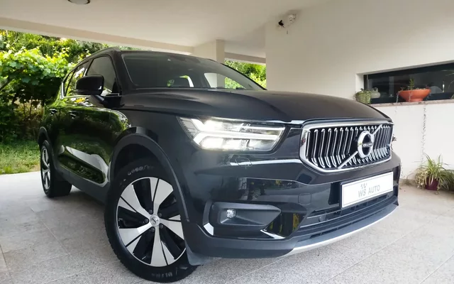 Volvo XC 40 T4 Recharge DKG Inscription Expression