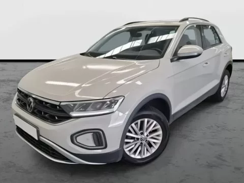 VOLKSWAGEN T-Roc Nuevo Connect 1.0 TSI 81 kW (110CV) SG6 (D113CX22)