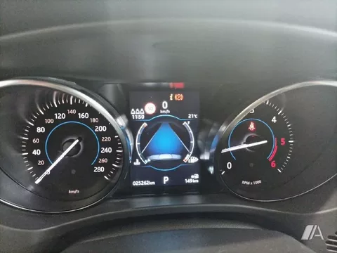 JAGUAR F-Pace F-Pace 2.0i4D Prestige Aut. AWD 180 - 42800€ en LogroÑo