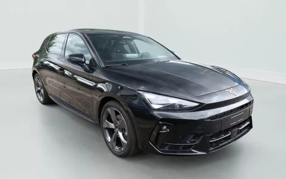 Cupra LEON 1.5 eTSI Hybrid 150 ch DSG7 V Zéro km immatriculé