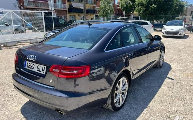 AUDI A6 4.2 FSI 350 CV quattro tiptronic - 14500€ en Torredembarra