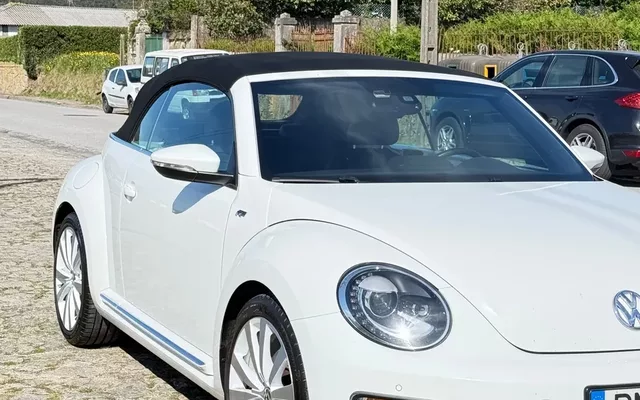 VW New Beetle Cabriolet 2.0 TSI DSG Exclusive Sport