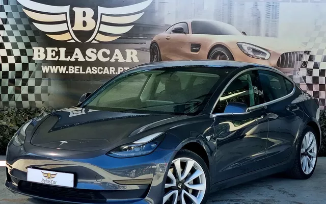 Tesla Model 3 Standard Range Plus RWD