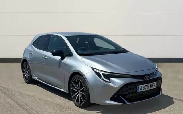 TOYOTA Corolla 1.8 HEV GR-SPORT E-CVT 140 5P