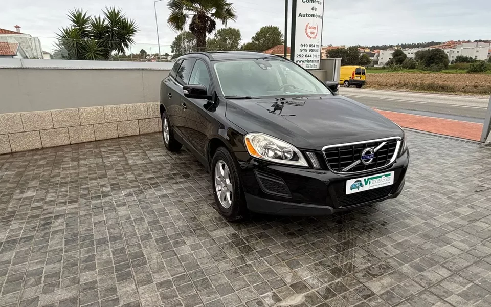 Volvo XC 60 2.0 D3 Drive Momentum