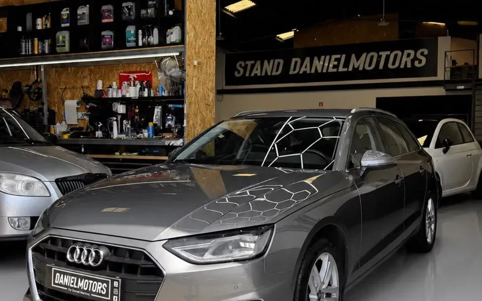 Audi A4 Avant 30 TDI Advanced S tronic