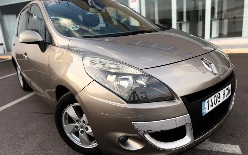RENAULT Scénic Scénic 1.5dCi Authentique 95 - 2999€ en Andujar