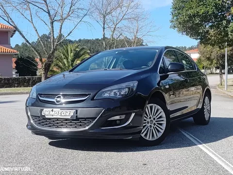Opel Astra 1.6 CDTi Cosmo Start/Stop