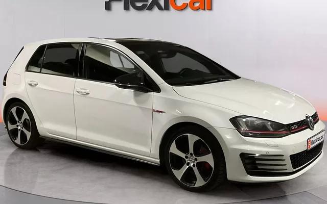 VW Golf 2.0 TSI GTI DSG Performance