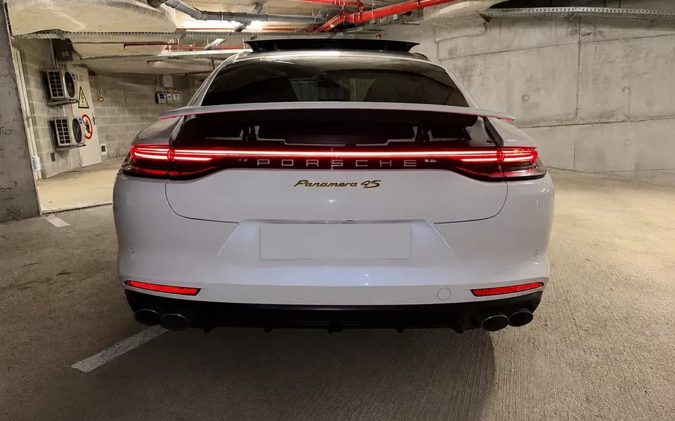 Porsche Panamera