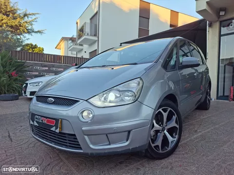 Ford S-Max 2.0 TDCi DPF Titanium