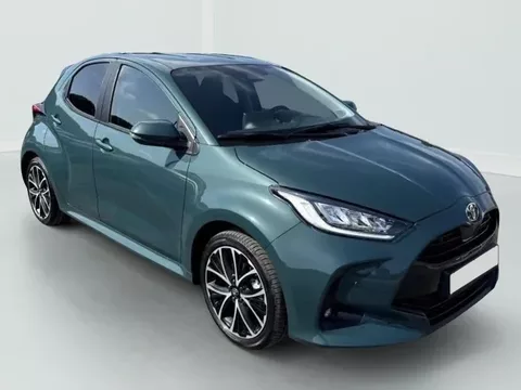 Toyota Yaris HYBRID 116 E-CVT DESIGN PHASE 2 Zéro km immatriculé
